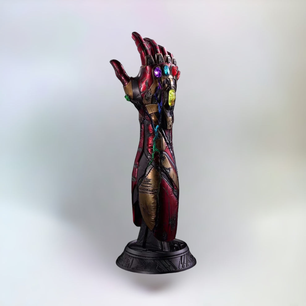 Thanos handschoen met lichtgevende infinity stones - Cadeaus Thanos handschoen met lichtgevende infinity stones - Cadeaus