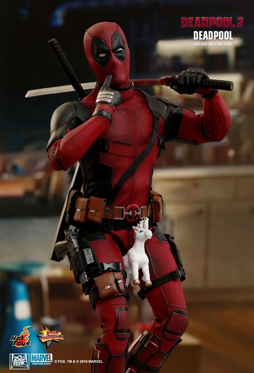 Hot Toys Deadpool Actionfigur im Maßstab 1:6
