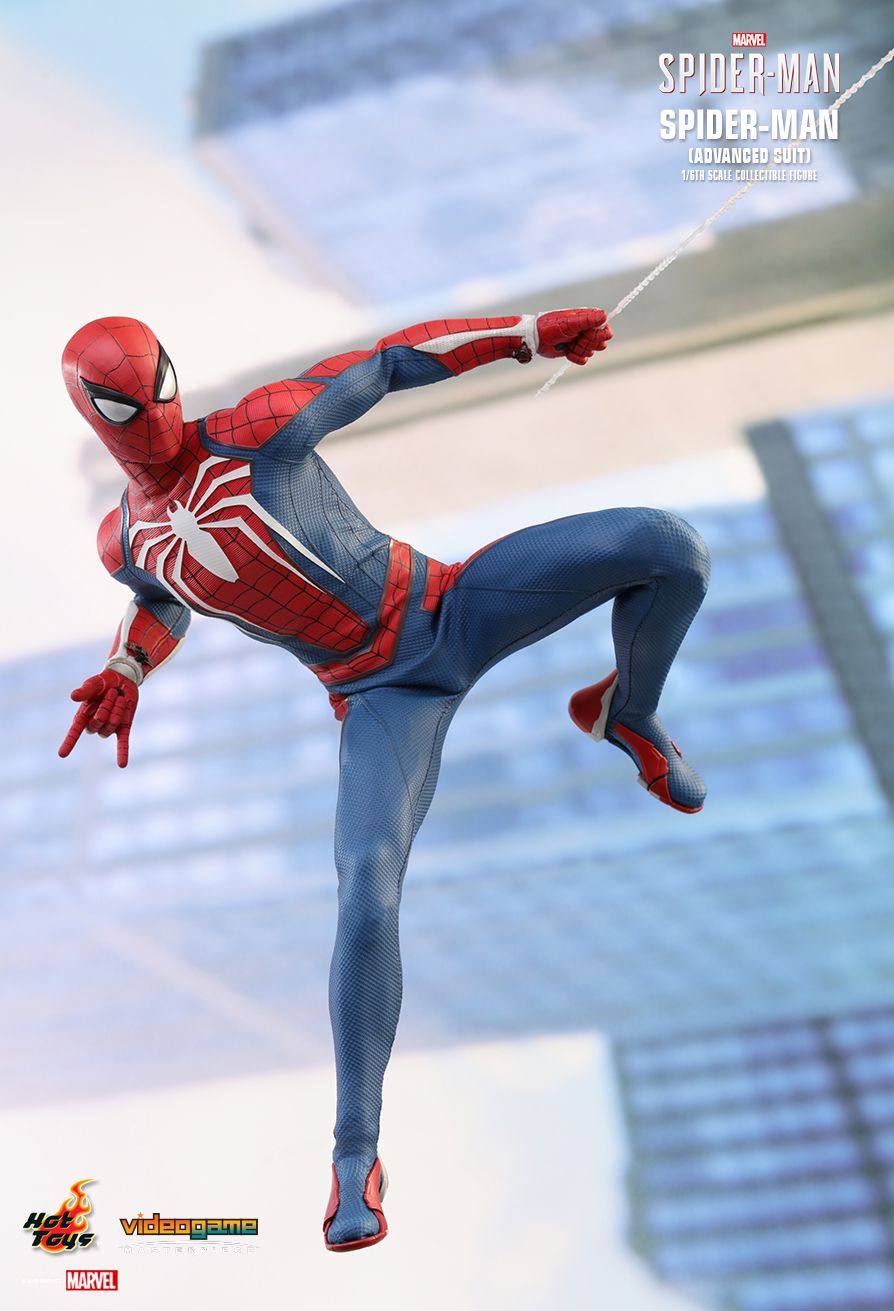 Hot Toys Spider-Man (Advanced Suit Version) 1/6 Scale Action
