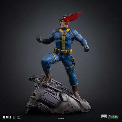 Iron Studios Cyclops Avengers: Doomsday BDS 1/10 statue - unpainted prototype detail view, alternate power-effect part 1