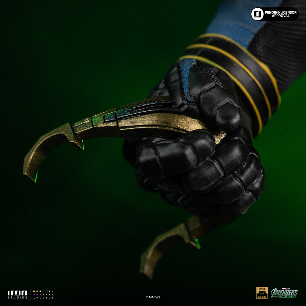 Iron Studios Cyclops Legacy Replica 1/4 Statue, Deluxe Ver statue - hand-painted detail view 4