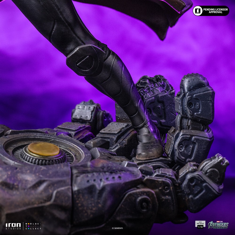 Iron Studios Gambit Avengers: Doomsday BDS 1/10 statue - hand-painted detail view 10