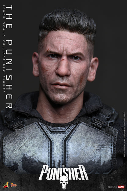 Hot Toys The Punisher 1/6 scale figure — alternate pose