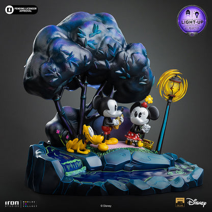 Iron Studios Mickey, Minnie & Pluto's Day at the Park statue - unpainted prototype detail view 3