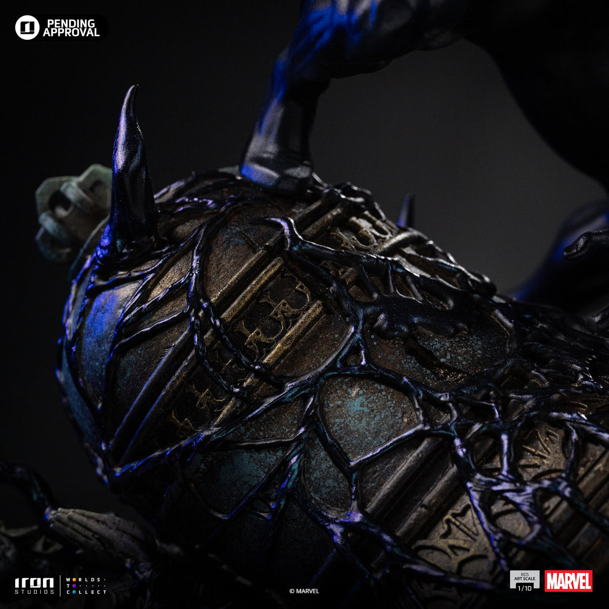 Iron Studios Spider-Man Black Suit BDS Art Scale 1/10 statue - hand-painted detail view 3
