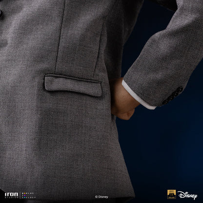 Iron Studios Walt Disney & Mickey Mouse Legacy Replica 1/4 statue - hand-painted detail view 10