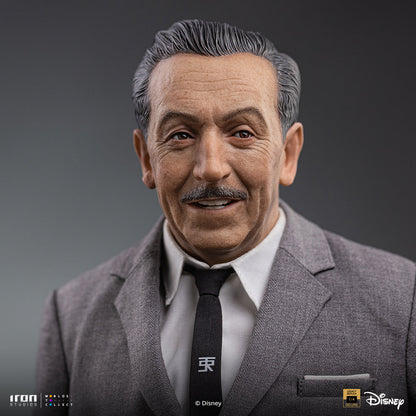 Iron Studios Walt Disney & Mickey Mouse Legacy Replica 1/4 statue - hand-painted detail view 12